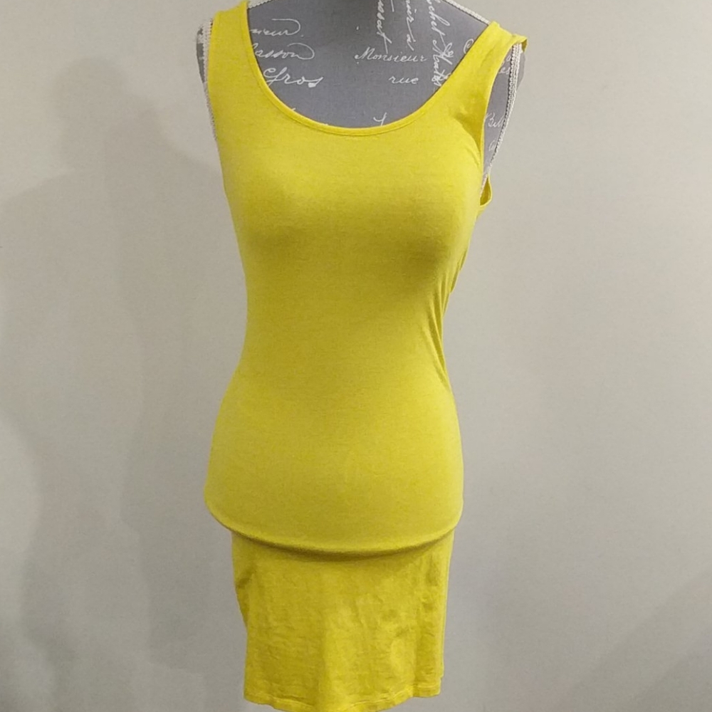 50% off Seductions bright yellow stretch dress